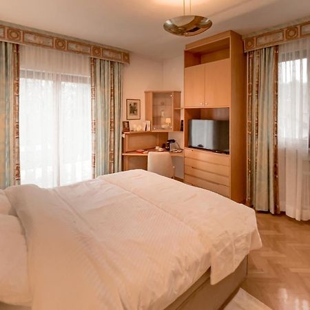 Landhaus Zu Kuerenberg Bergham Kültér fotó