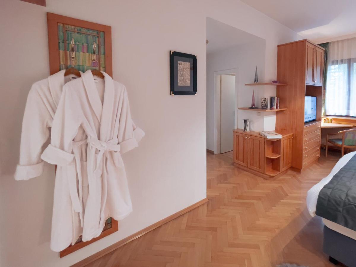 Landhaus Zu Kuerenberg Bergham Kültér fotó